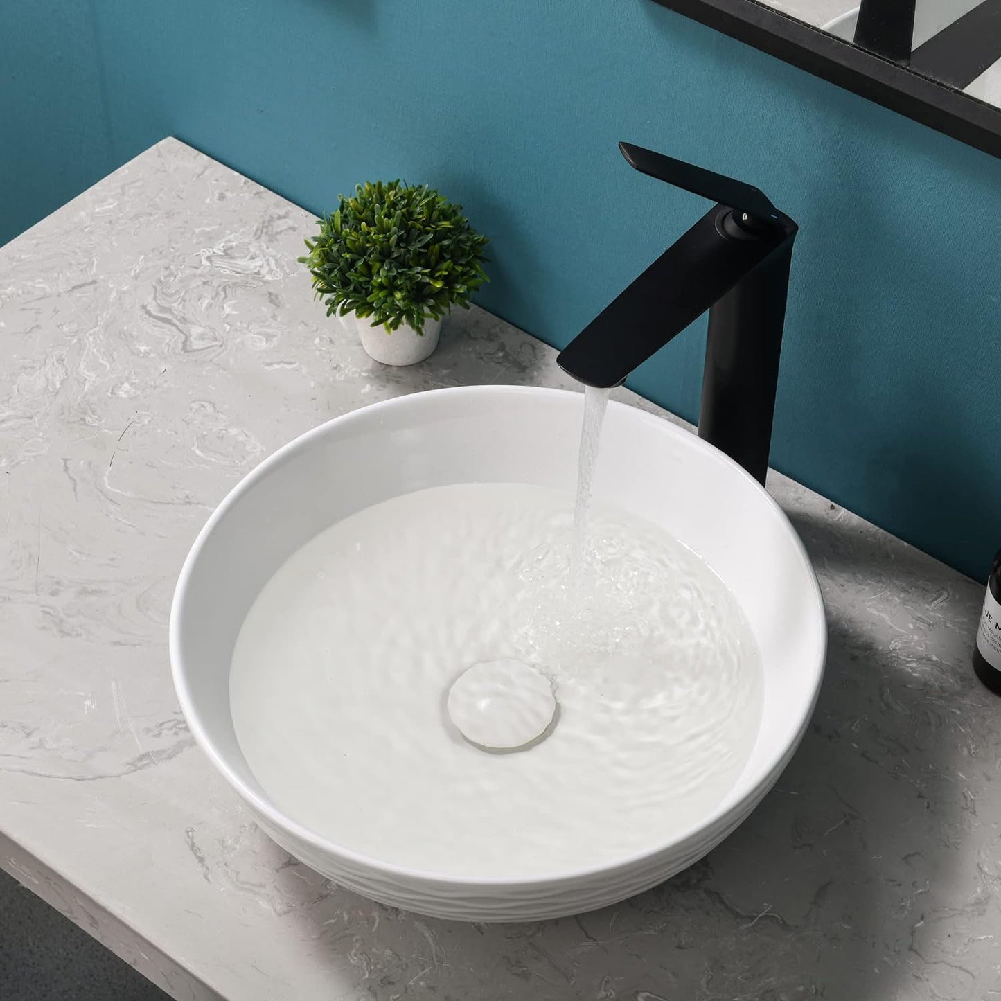 Waschbecken Victoria aus Porzellan im Brillantschliff 39cm